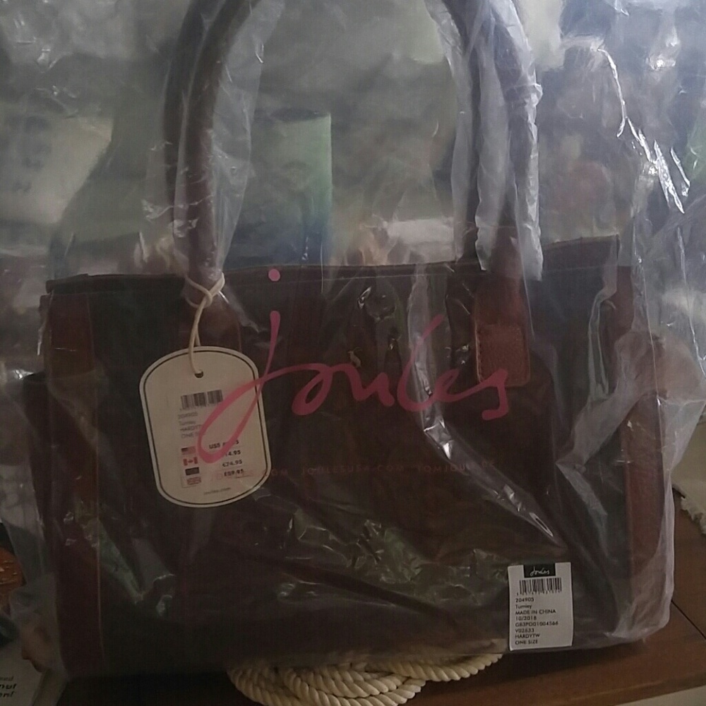 NWT Joules brand purse.